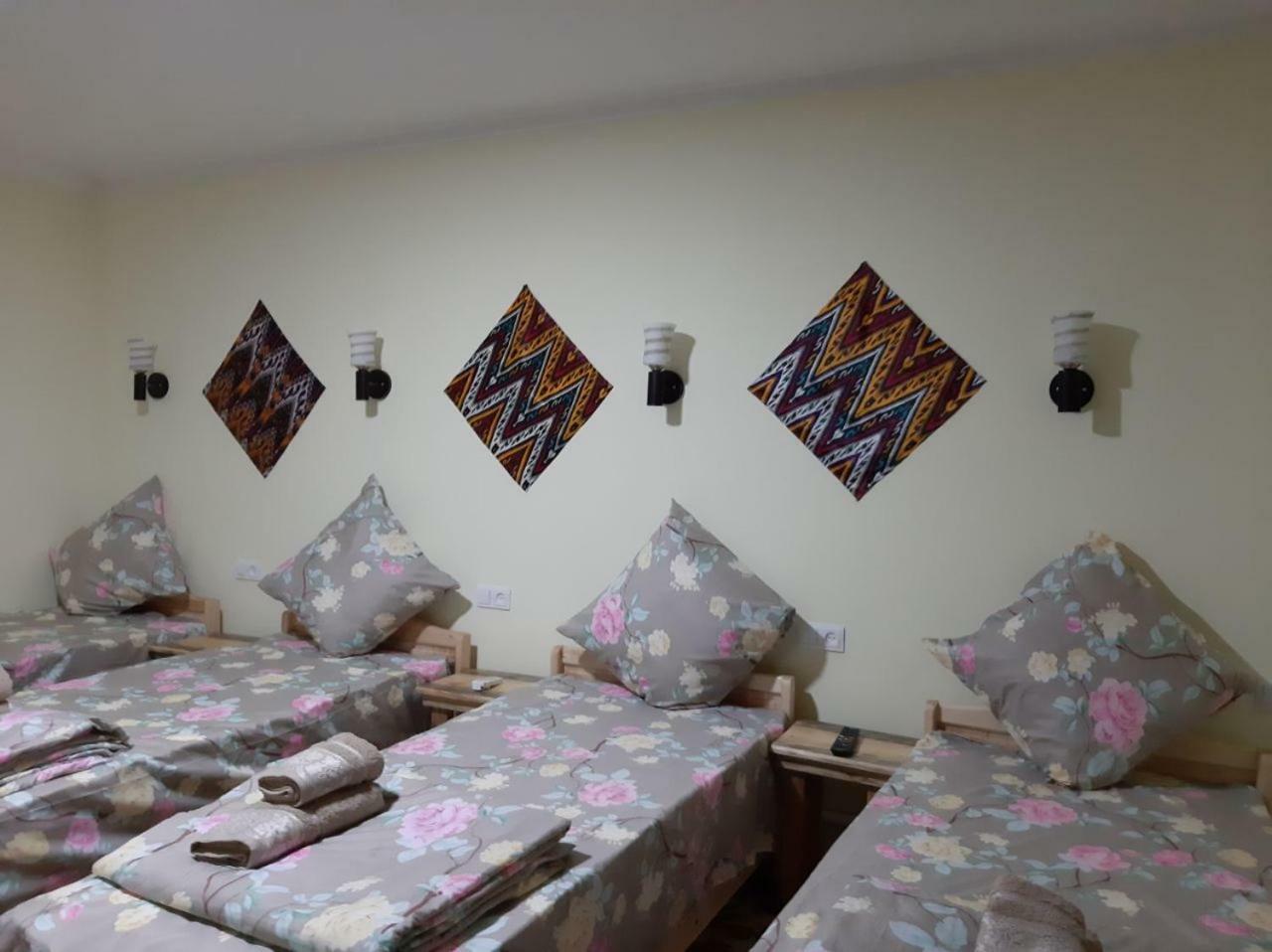 Naqqosh Bed & Breakfast Хива Екстериор снимка